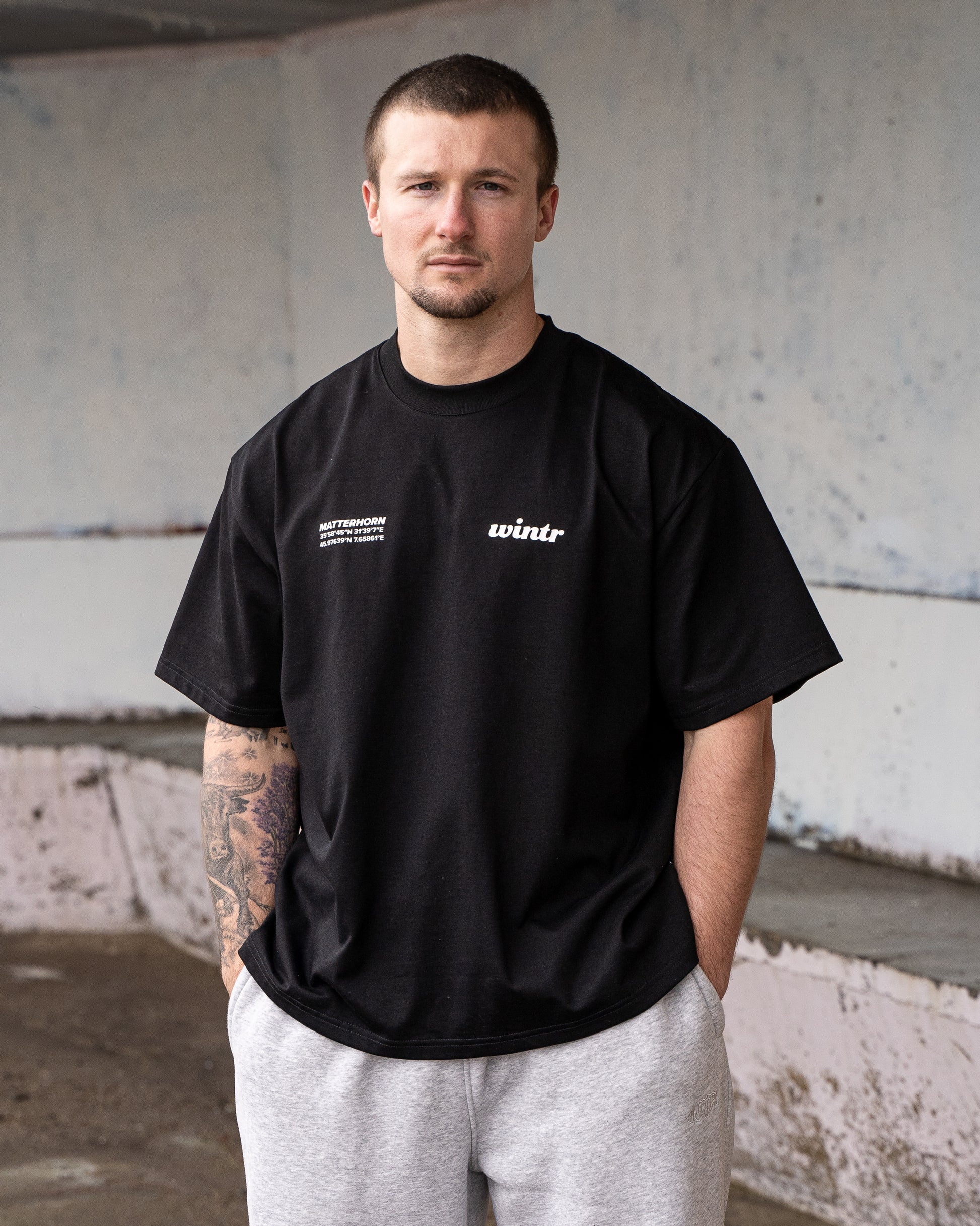 Black matterhorn tee