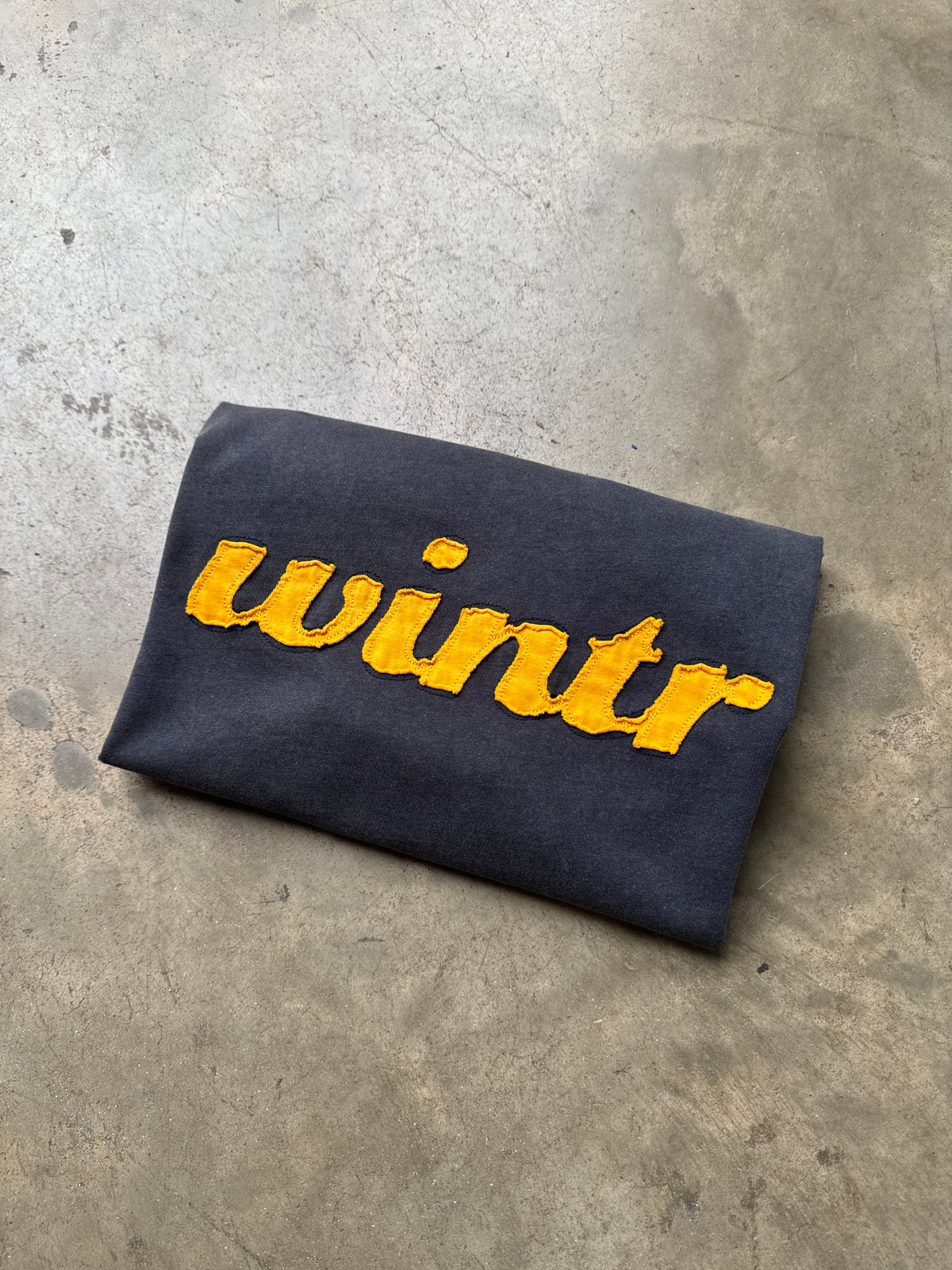 WINTR SIGNATURE TEE - WASHED BLUE